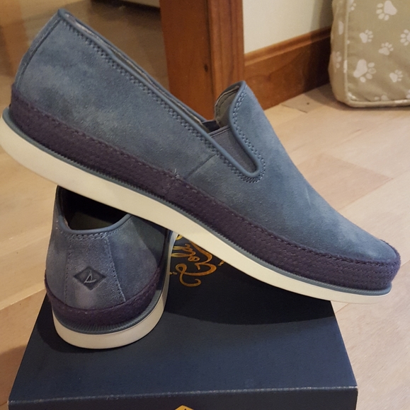 sperry gold loafer twin gore